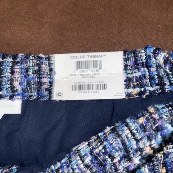 Charter club size 8 patterned shorts - Picture 3 of 5